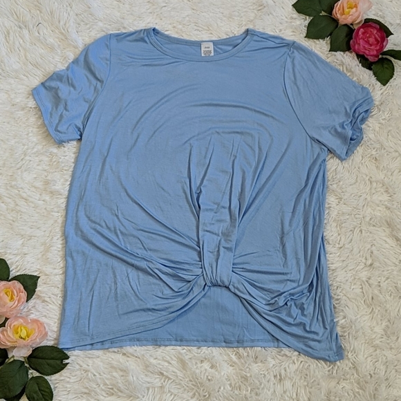Tops - 🆑️10 for $10🆑🆕 Solid Blue Knotted Tee